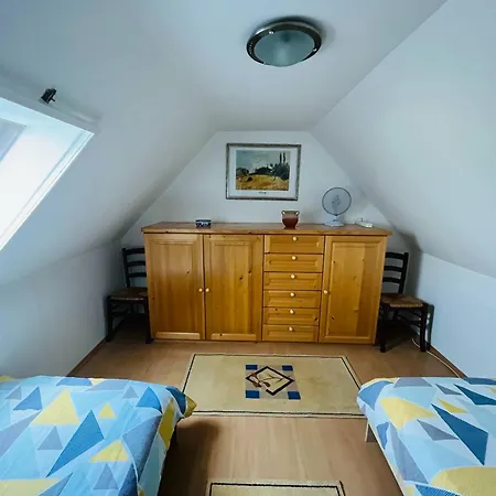 Tisza-tavi Kucko Apartment *